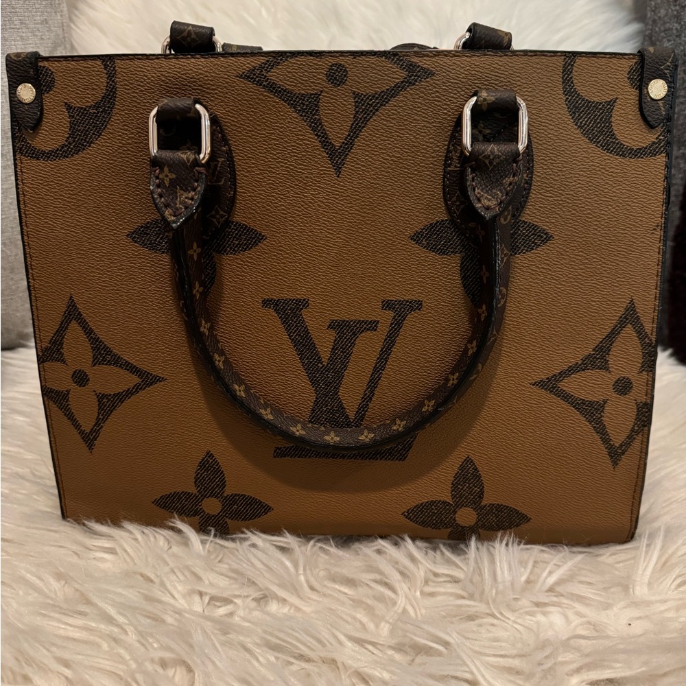 Louis Vuitton Black and Brown Monogram Tote